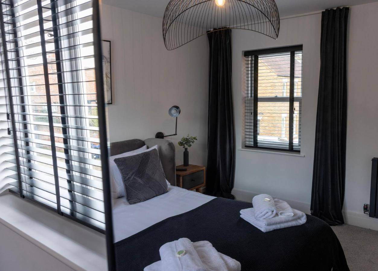 Charming 3-Bed House With 1 Parking Space Canterbury Exterior foto